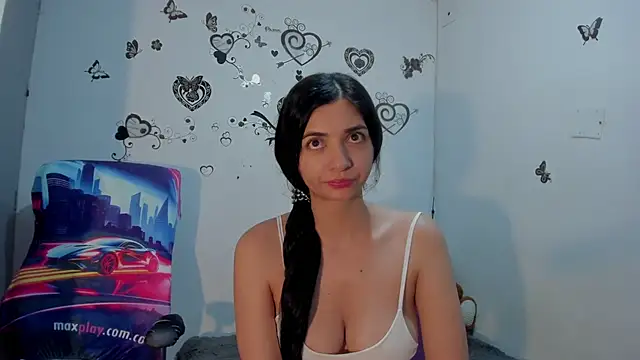 Snapshot of Linisprincehot69 chatting on May 23, 9:35 am Linisprincehot69 online show from May 23, 9:35 am
