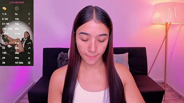 Snapshot of Antonella_Grayy chatting on July 10, 3:25 pm Antonella Grayy online show from July 10, 3:25 pm