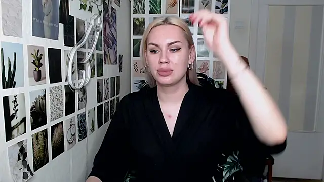 CapriScorpion online show from November 3, 11:00 am