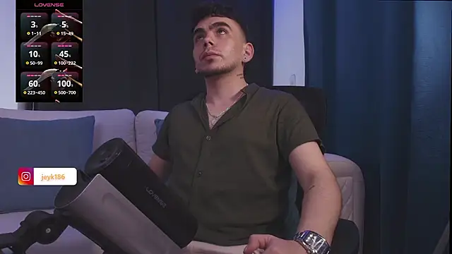 Snapshot of Jey_keler1 chatting on February 20, 2:52 am Jey keler1 online show from February 20, 2:52 am