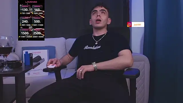 Snapshot of Jey_keler1 chatting on February 25, 6:12 am Jey keler1 online show from February 25, 6:12 am