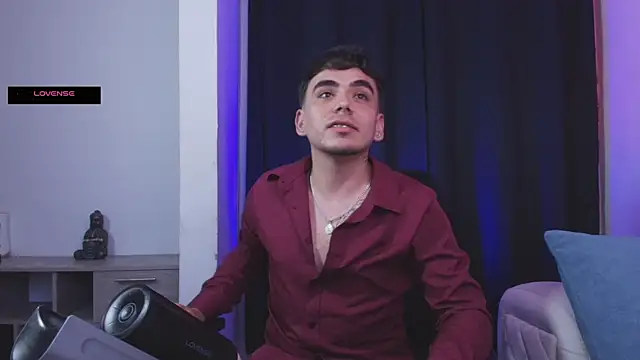 Snapshot of Jey_keler1 chatting on April 10, 5:23 am Jey keler1 online show from April 10, 5:23 am