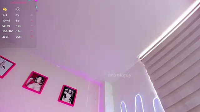 artmiaa online show from March 22, 1:58 pm