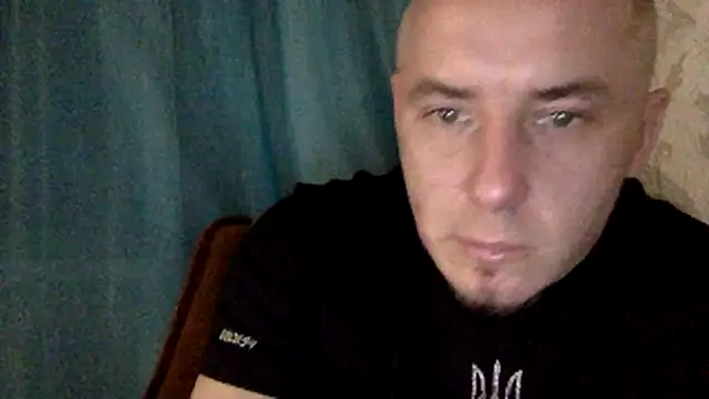 KristiDan online show from December 3, 7:01 pm