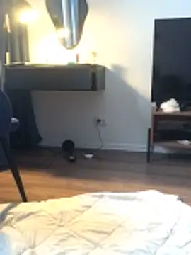 Snapshot of BigAssKi chatting on March 1, 12:29 pm BigAssKi online show from March 1, 12:29 pm