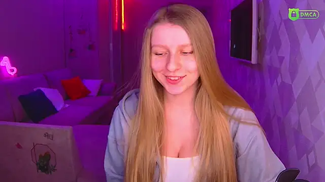 Snapshot of AmaliaQueen chatting on February 7, 3:08 pm AmaliaQueen online show from February 7, 3:08 pm