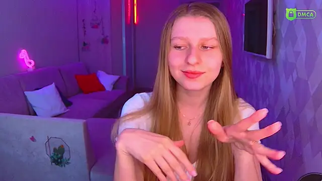 Snapshot of AmaliaQueen chatting on February 16, 2:00 pm AmaliaQueen online show from February 16, 2:00 pm