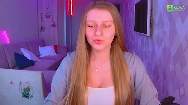 Snapshot of AmaliaQueen chatting on March 22, 1:08 pm AmaliaQueen online show from March 22, 1:08 pm