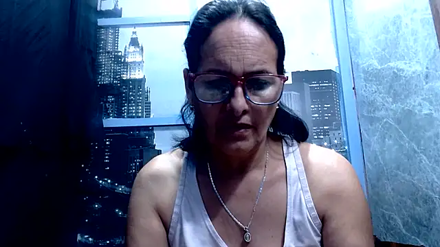 Snapshot of Nastylatinaxxx chatting on May 21, 11:28 am Nastylatinaxxx online show from May 21, 11:28 am