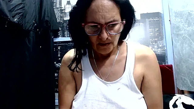 Snapshot of Nastylatinaxxx chatting on July 6, 10:45 am Nastylatinaxxx online show from July 6, 10:45 am