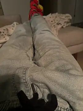 Snapshot of mightgogay chatting on February 24, 2:51 am mightgogay online show from February 24, 2:51 am