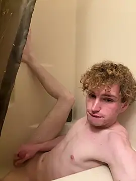 CreamyAustin online show from January 18, 8:01 pm