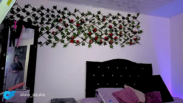 Alaia Asuka online show from February 22, 2:02 am