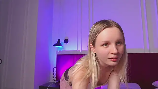 Snapshot of Beatrica_Klein chatting on January 20, 5:27 pm Beatrica Klein online show from January 20, 5:27 pm