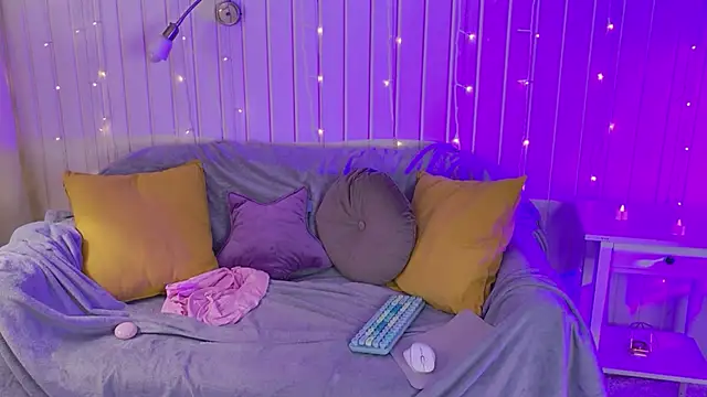 Snapshot of Beatrica_Klein chatting on March 22, 3:59 pm Beatrica Klein online show from March 22, 3:59 pm