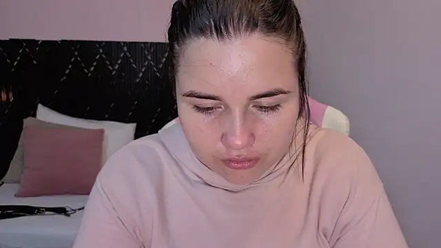 Snapshot of Aabby_lee chatting on May 19, 6:58 pm Aabby lee online show from May 19, 6:58 pm