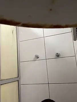 Casal Safado  online show from February 22, 7:03 pm