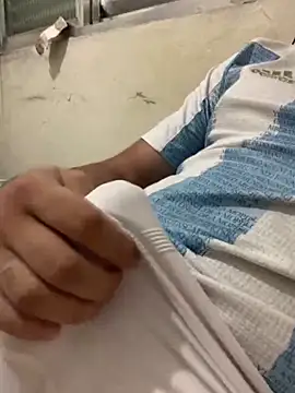 Casal Safado  online show from March 11, 5:57 pm