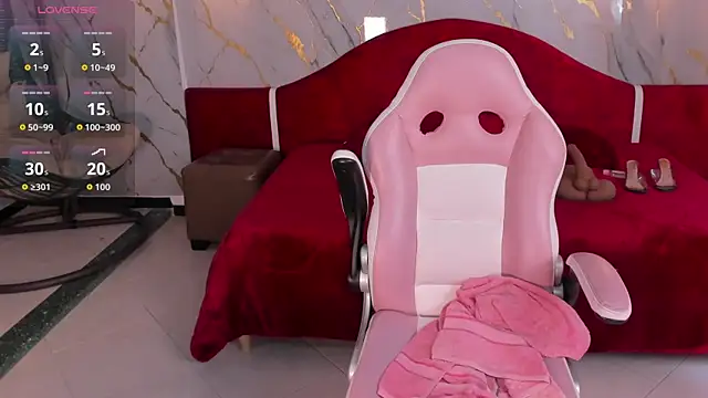 katia bigboobs1 online show from February 4, 6:47 pm