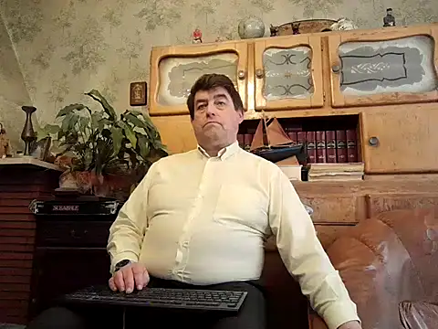 Snapshot of sympatrique chatting on March 21, 11:55 am sympatrique online show from March 21, 11:55 am