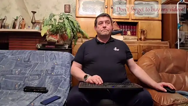 Snapshot of sympatrique chatting on December 14, 5:51 pm sympatrique online show from December 14, 5:51 pm