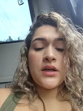 Sara smiiith211 online show from March 6, 4:25 pm