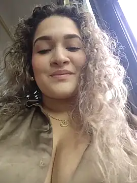 Sara smiiith211 online show from March 23, 8:46 pm