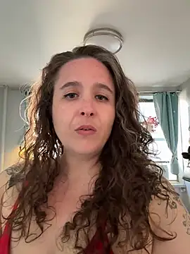 sylviahhh online show from June 19, 9:51 pm