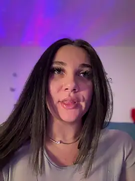 Snapshot of babyyboomm chatting on February 12, 8:59 pm babyyboomm online show from February 12, 8:59 pm