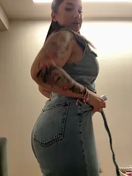 babyyboomm online show from March 20, 5:18 pm