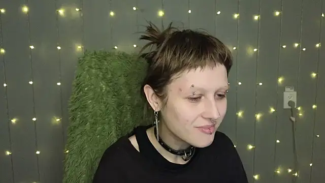 kortny yo online show from December 5, 9:39 pm