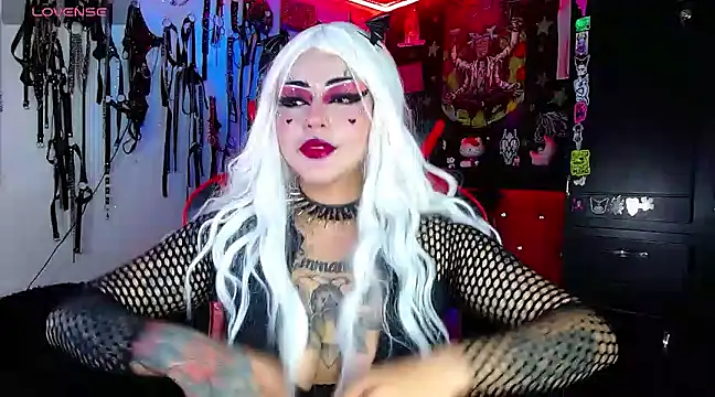 Snapshot of jannaink_ chatting on January 15, 4:25 am jannaink online show from January 15, 4:25 am