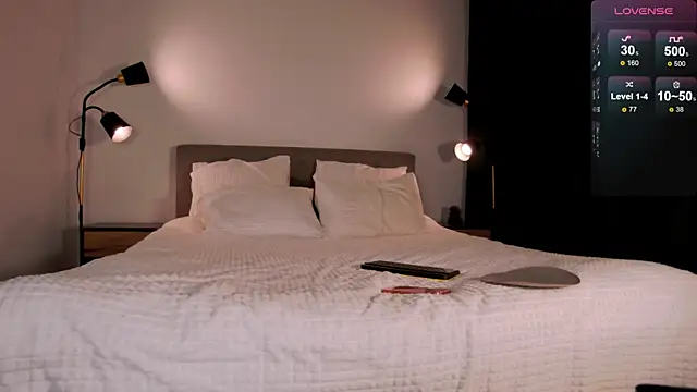 WOW-PeaCH-Girl online show from January 14, 2:06 am