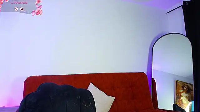 mally s1 online show from April 7, 7:58 pm