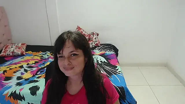 Snapshot of Aliciaheart chatting on June 4, 6:25 pm Aliciaheart online show from June 4, 6:25 pm