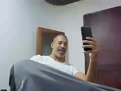 jackbigcock11 online show from February 12, 2:39 am