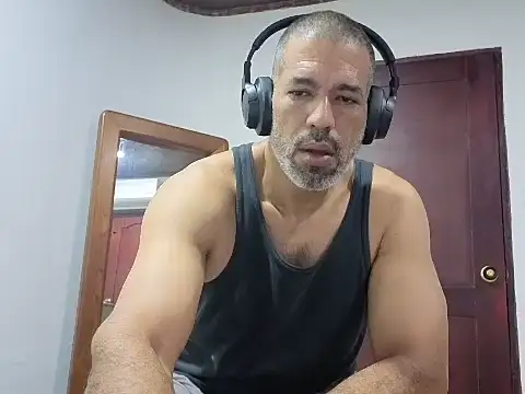 jackbigcock11 online show from February 25, 1:21 pm