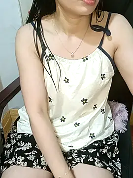 Snapshot of Blythe_69 chatting on October 1, 3:12 am Blythe 69 online show from October 1, 3:12 am