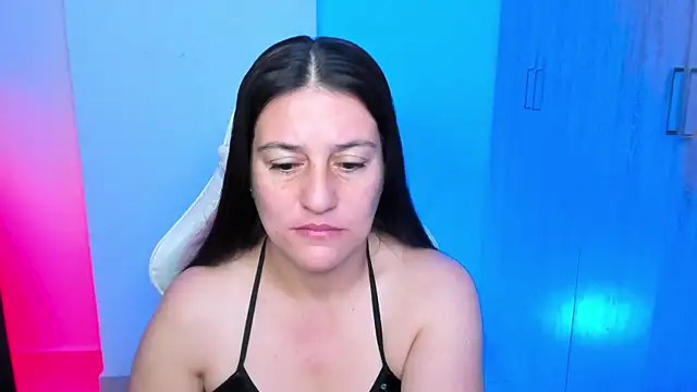 Snapshot of Saskyaa chatting on October 13, 11:32 am Saskyaa online show from October 13, 11:32 am