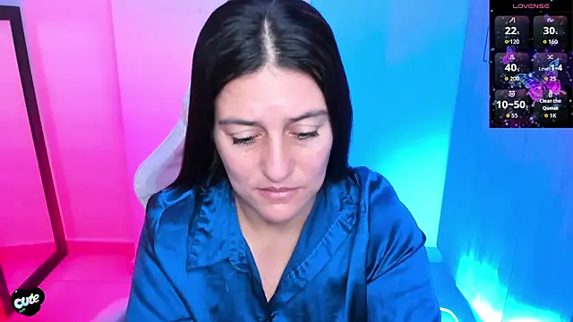 Snapshot of Saskyaa chatting on November 2, 3:47 pm Saskyaa online show from November 2, 3:47 pm