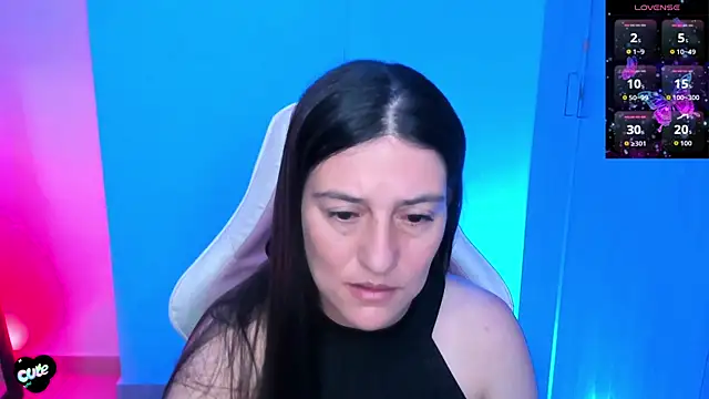 Snapshot of Saskyaa chatting on January 10, 2:30 pm Saskyaa online show from January 10, 2:30 pm