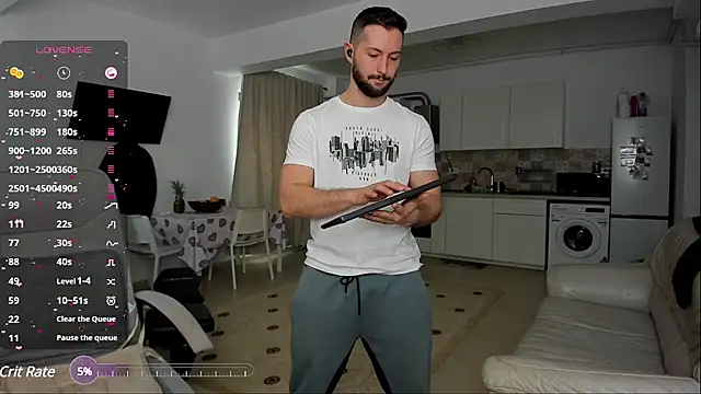 ZackFraser online show from March 17, 8:29 am