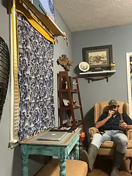 Onesieboy4daddys online show from May 17, 3:52 pm