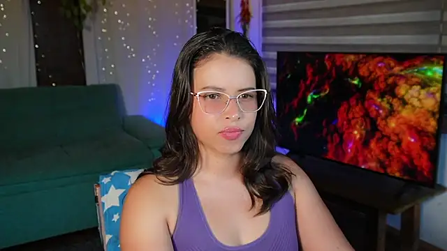 Snapshot of Kozzy_ chatting on May 30, 10:40 pm Kozzy online show from May 30, 10:40 pm