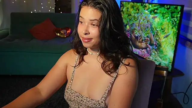 Snapshot of Kozzy_ chatting on June 15, 10:34 pm Kozzy online show from June 15, 10:34 pm