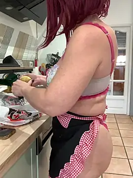 la petite prunette69 online show from March 11, 11:23 am