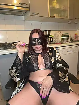 Snapshot of la_petite_prunette69 chatting on April 24, 4:26 am la petite prunette69 online show from April 24, 4:26 am