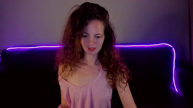 RubyAttwood online show from April 18, 1:09 am