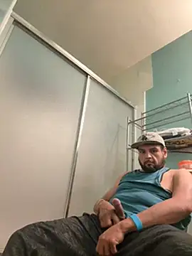 Snapshot of MrDickUdown24_7 chatting on February 22, 3:01 am MrDickUdown24 7 online show from February 22, 3:01 am