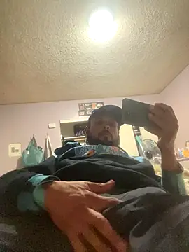 Snapshot of MrDickUdown24_7 chatting on October 16, 4:02 am MrDickUdown24 7 online show from October 16, 4:02 am